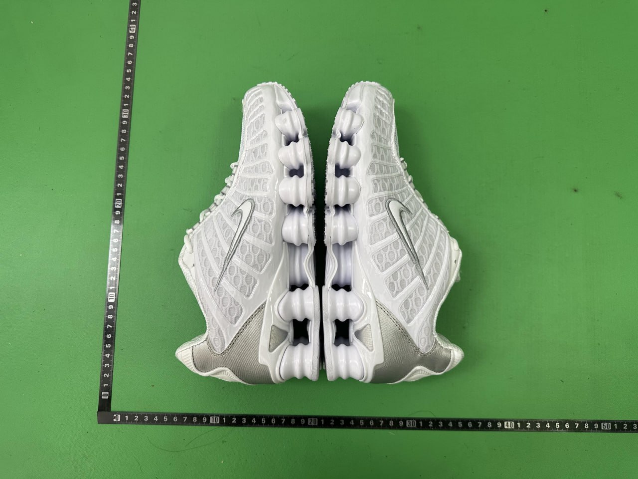  Nike Shoxs