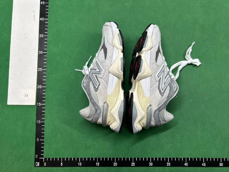  New balance 9060  (40 style)