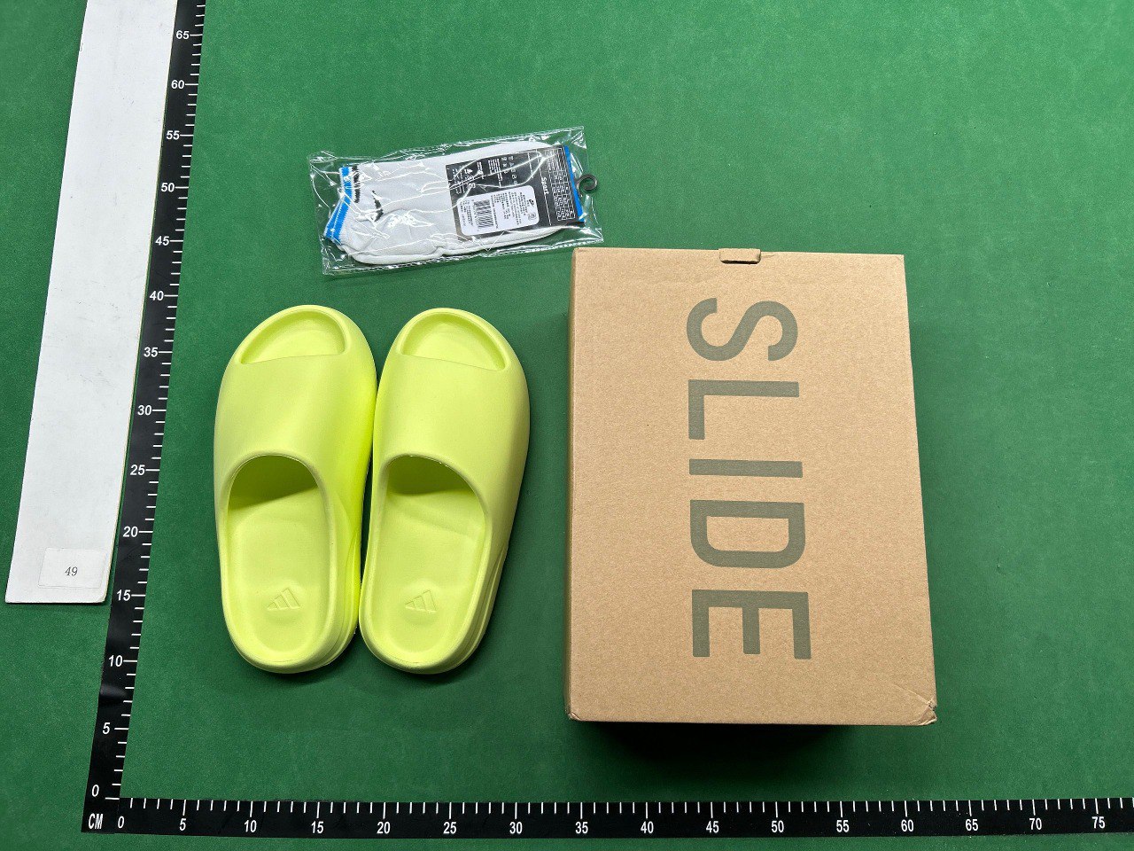  adidas yeezy slide                                                                                                                                                       
