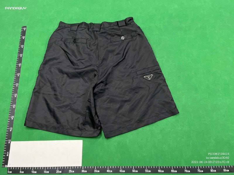  Prada Shorts 