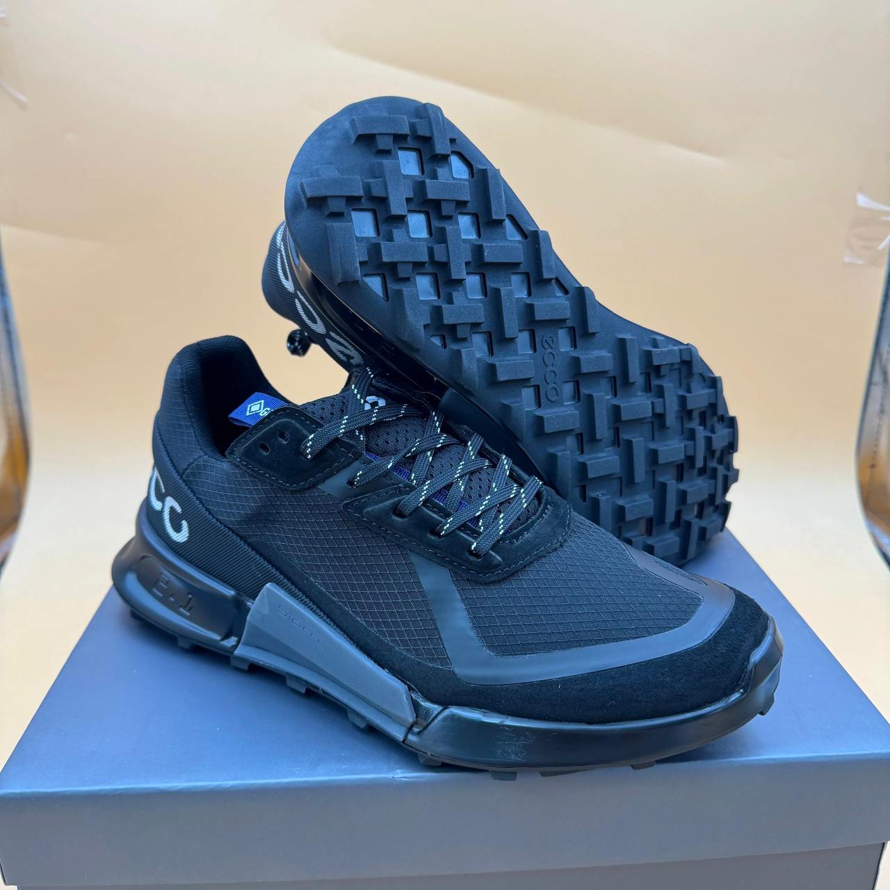 ECCO classic running shoes