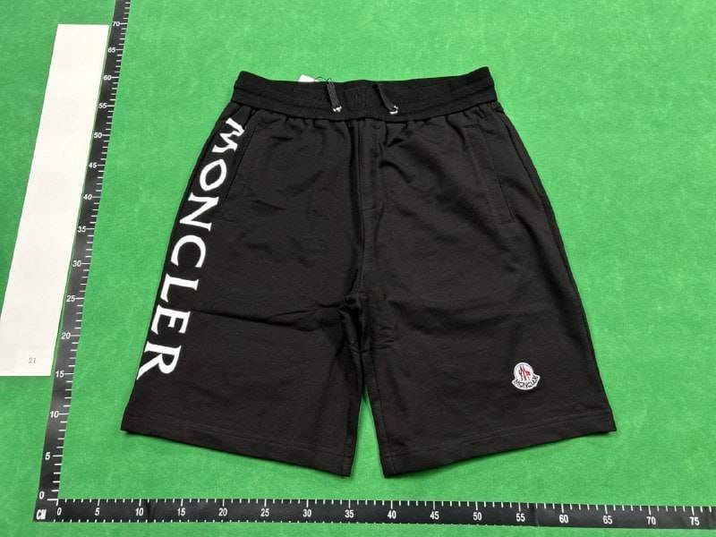  Moncler shorts  (23 CP)