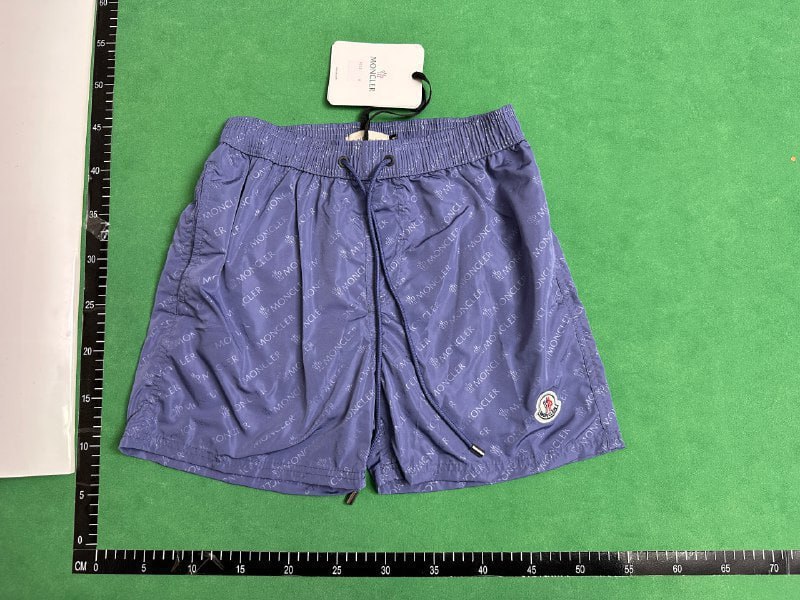  Moncler shorts  (23 CP)