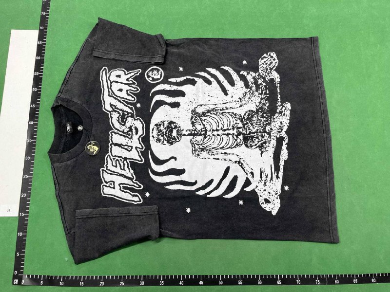  HELLSTAR  t-shirt
