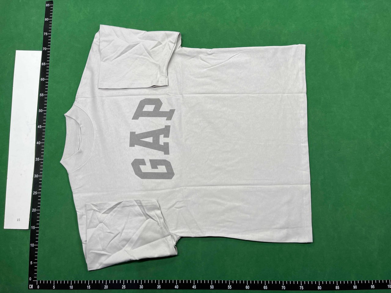  TEE YEEZY GAP