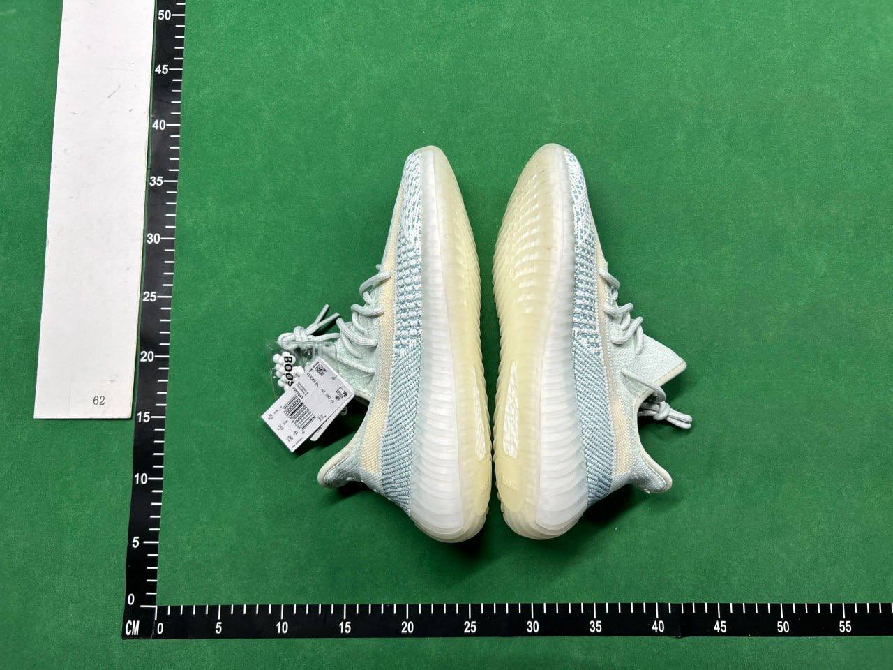 YEEZY 350（35+style）