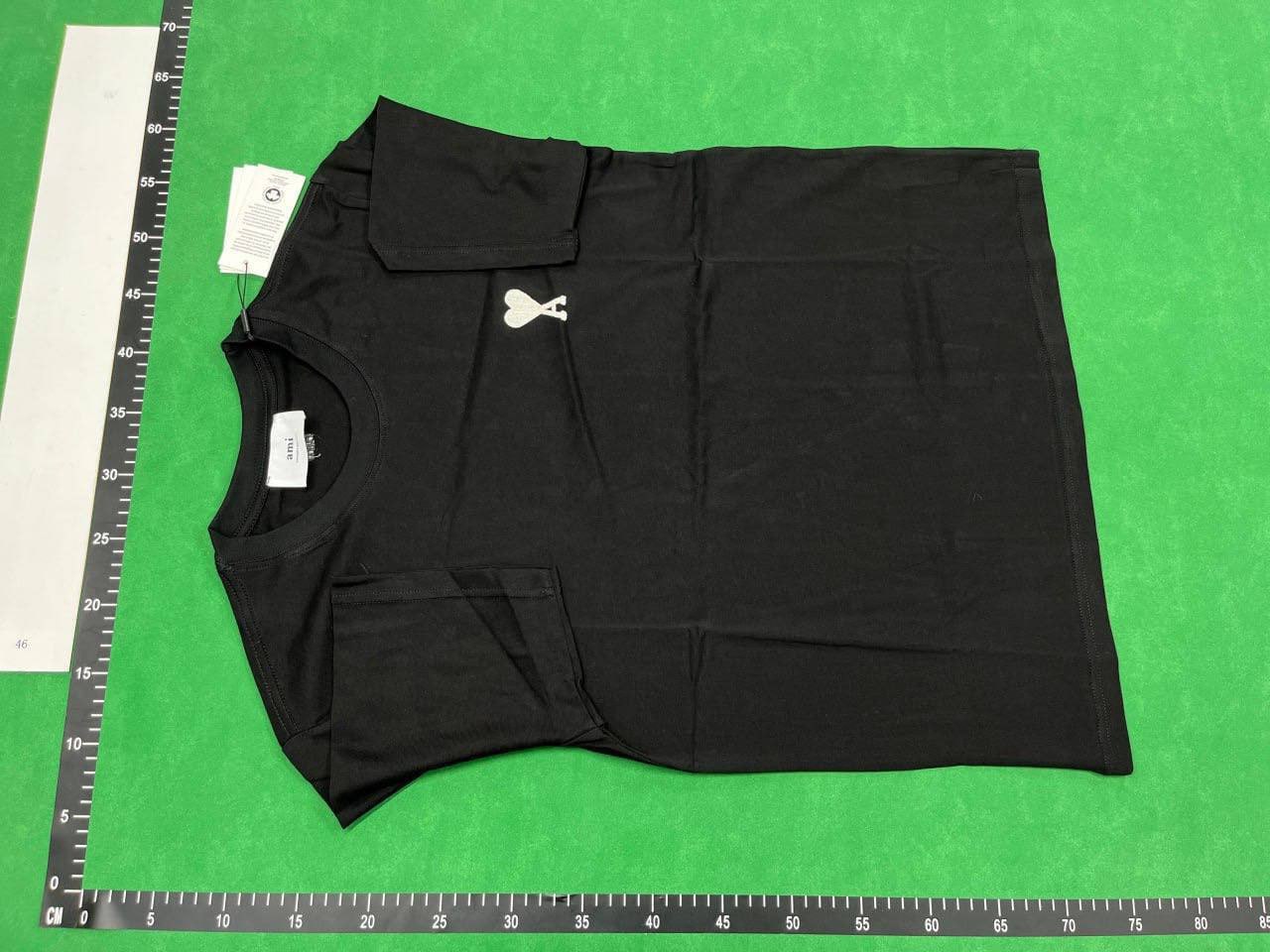  Ami T-shirt   (24 CP)