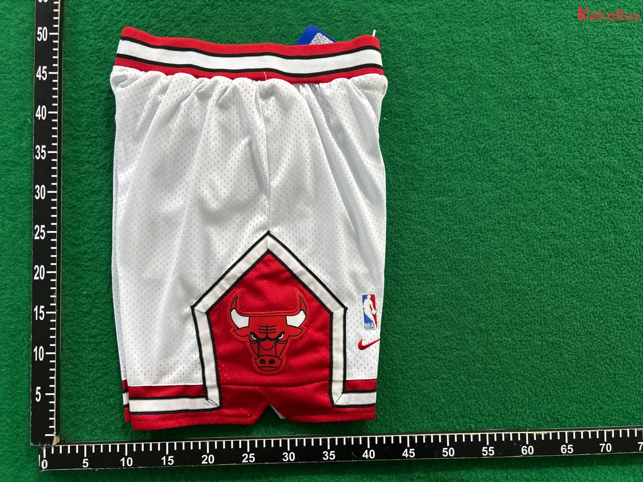   NBA Nike shorts (35+)