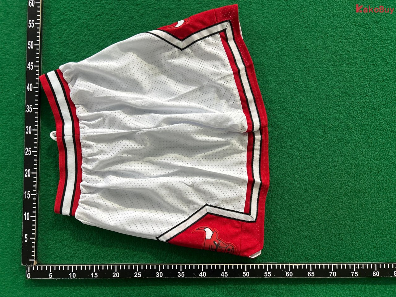   NBA Nike shorts (35+)