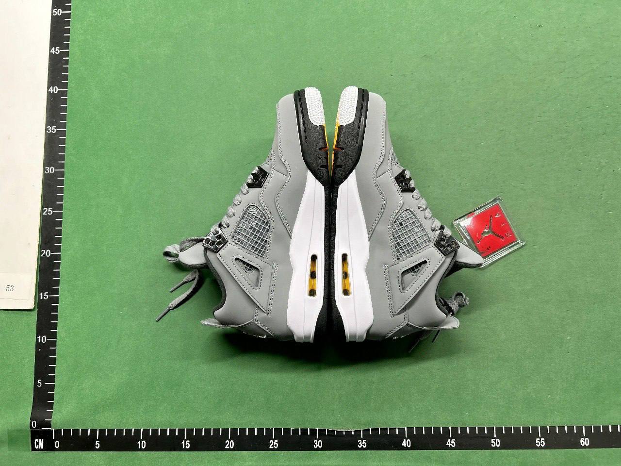 AJ4