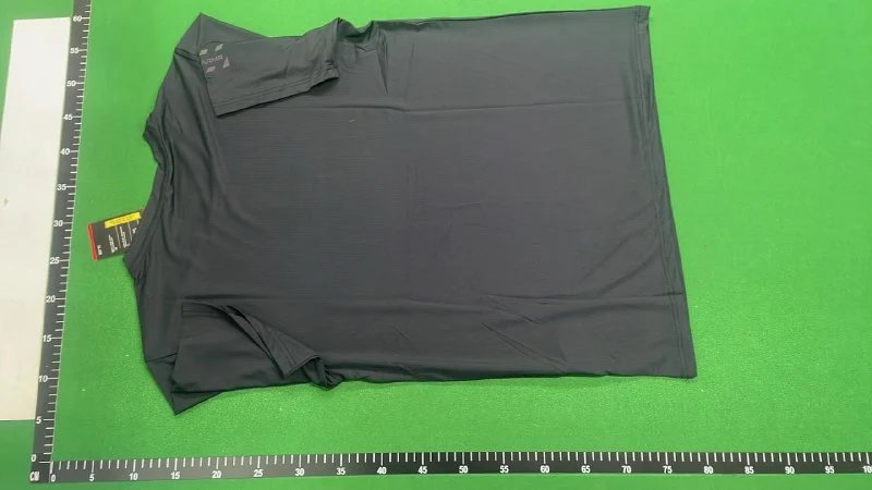 Under Armour T-shirt/Shorts（18+）