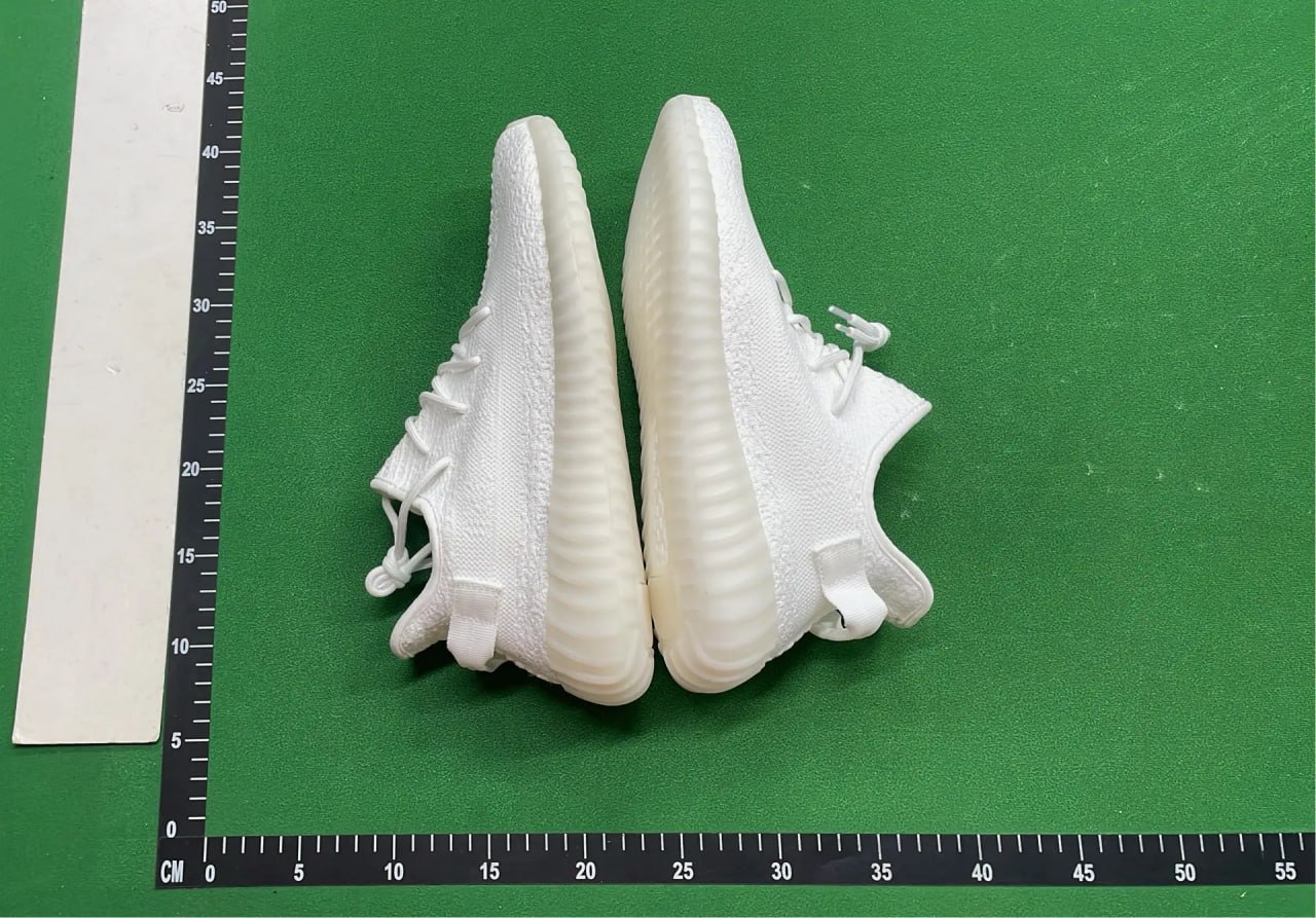  Yeezy 350