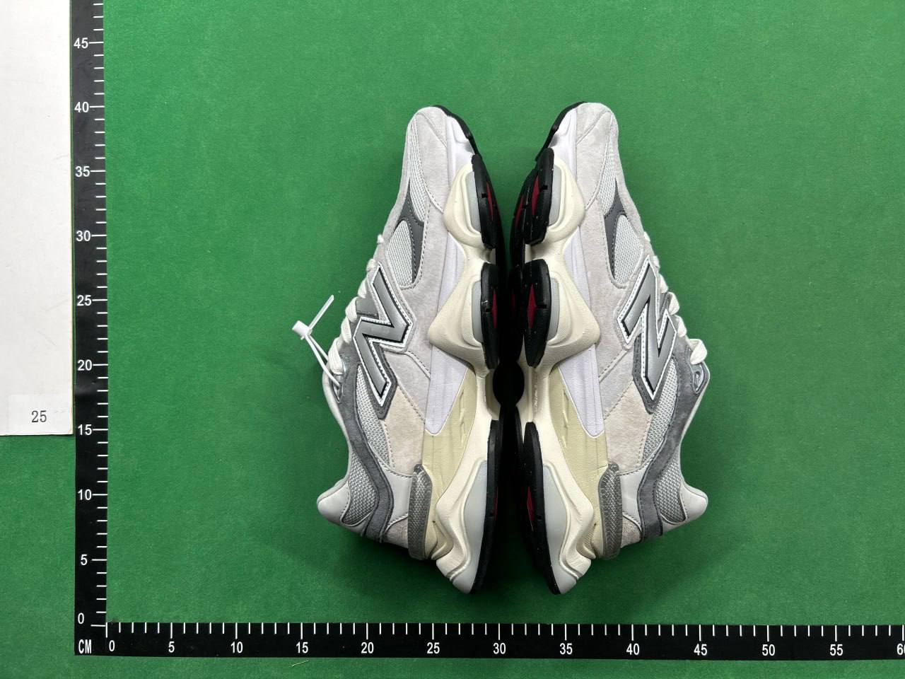  NB9060 shoe