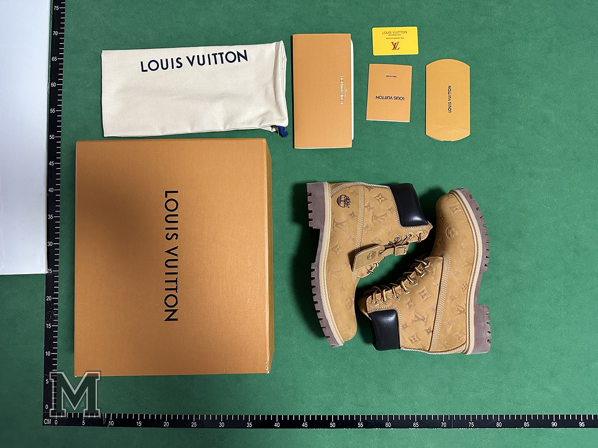  LV x Timberland（+12 color）