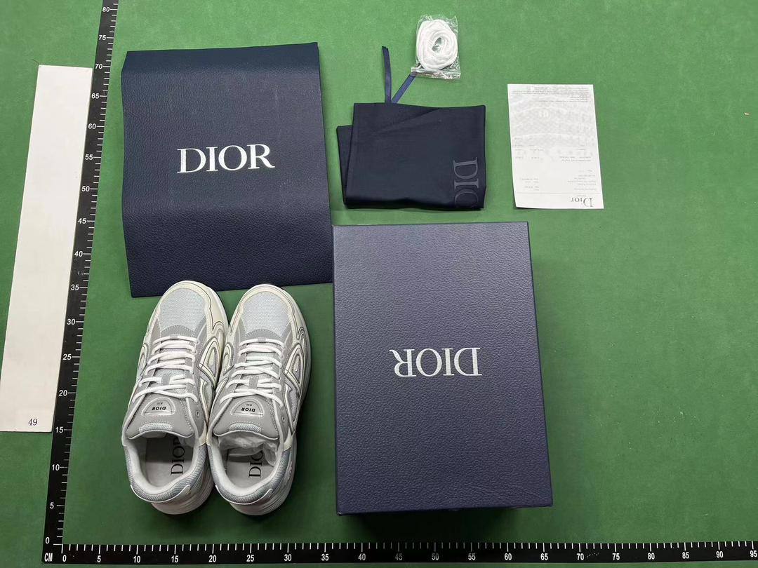 Dior B30