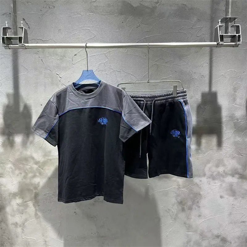 Syna World T-shirtShort
