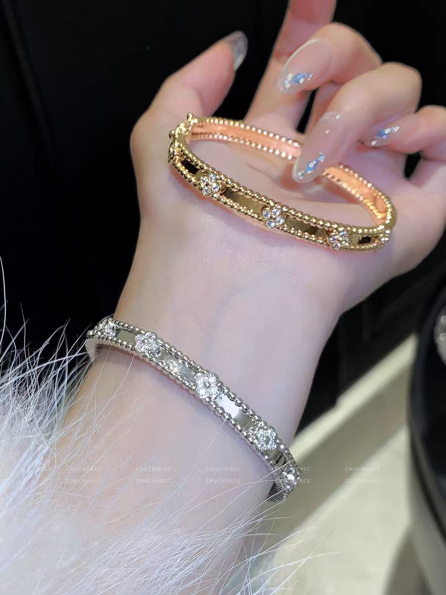 Van Cleef & Arpels bracelet