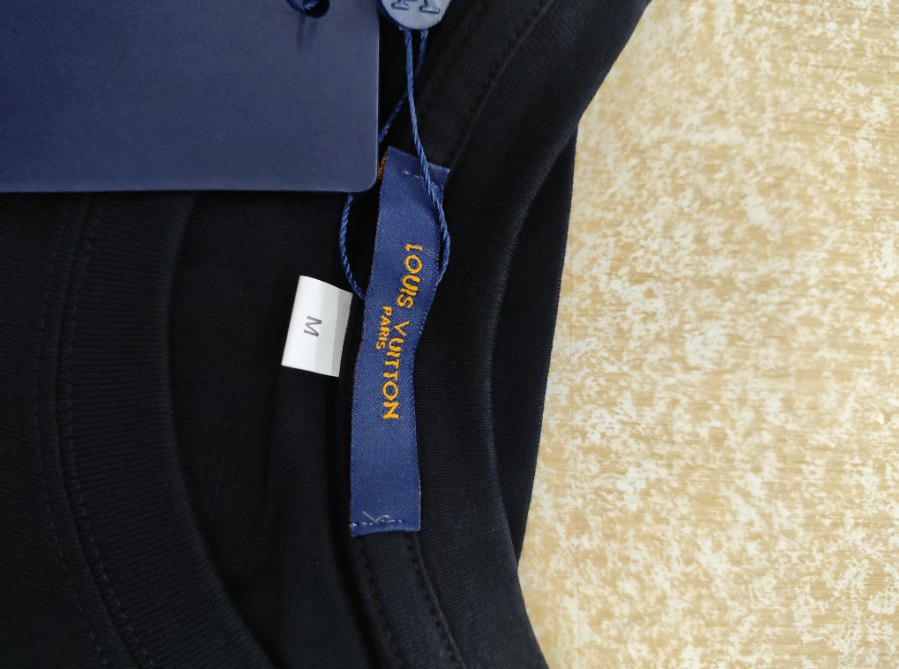  LV T-Shirt