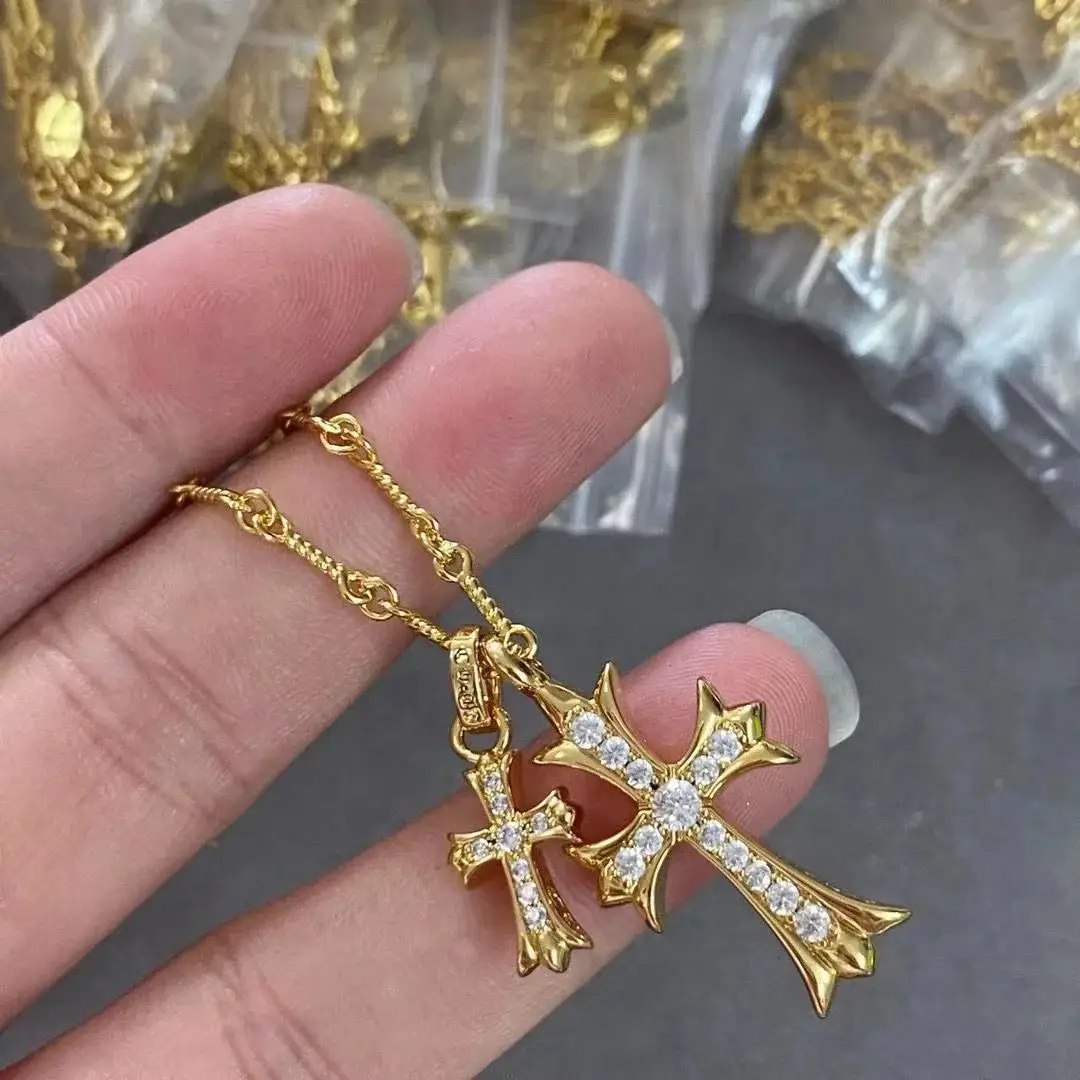 Crocore Cross Neckchain
