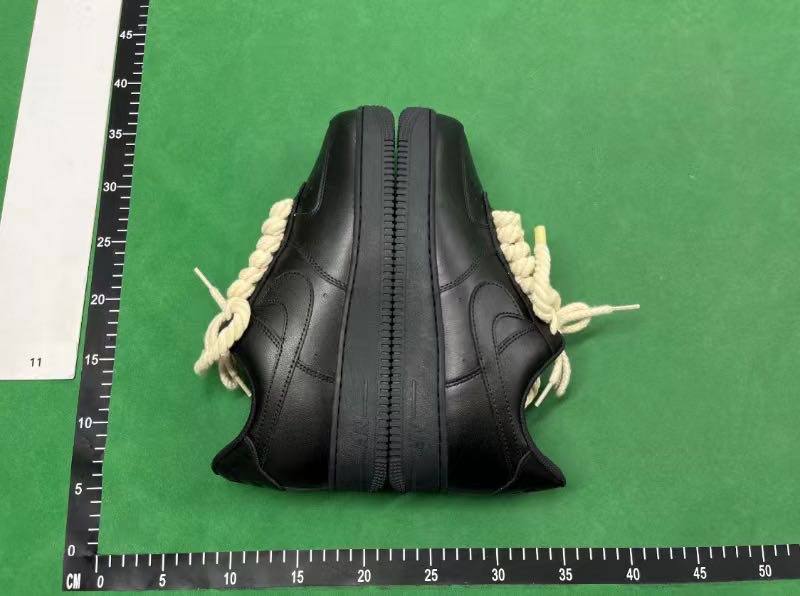 Nike air force 1  (25 CP)