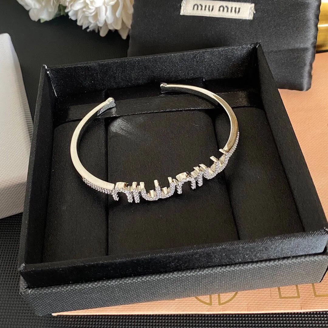 miumiu bracelet