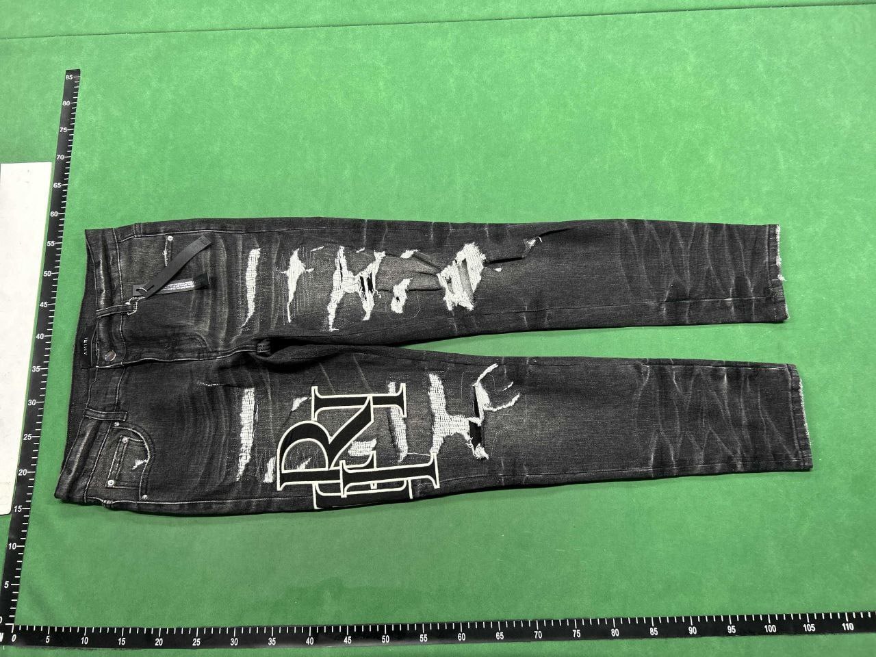 Ami Jeans