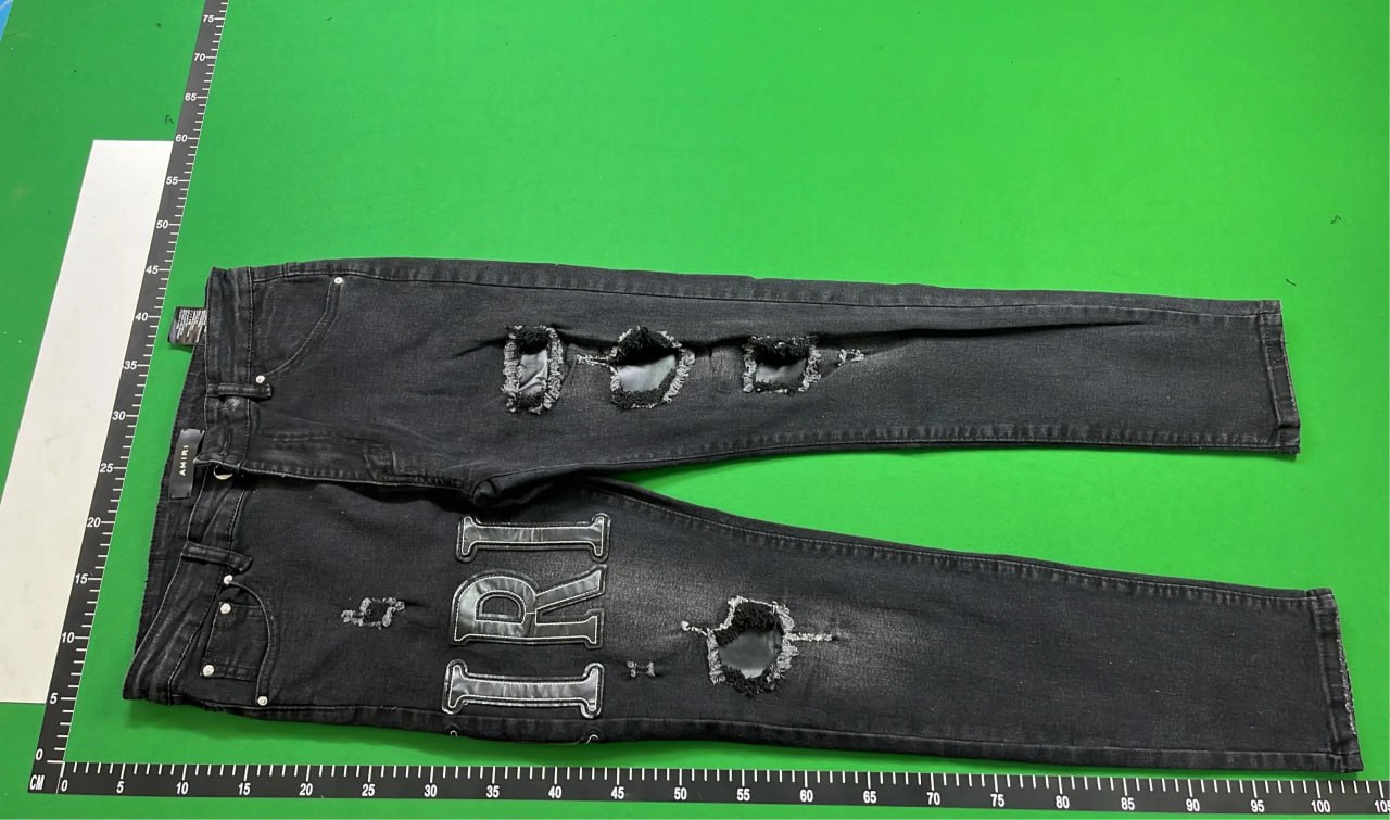 Ami Jeans