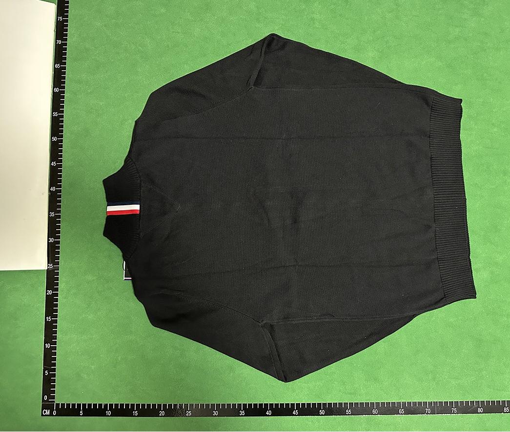 Tommy Hilfiger sweater