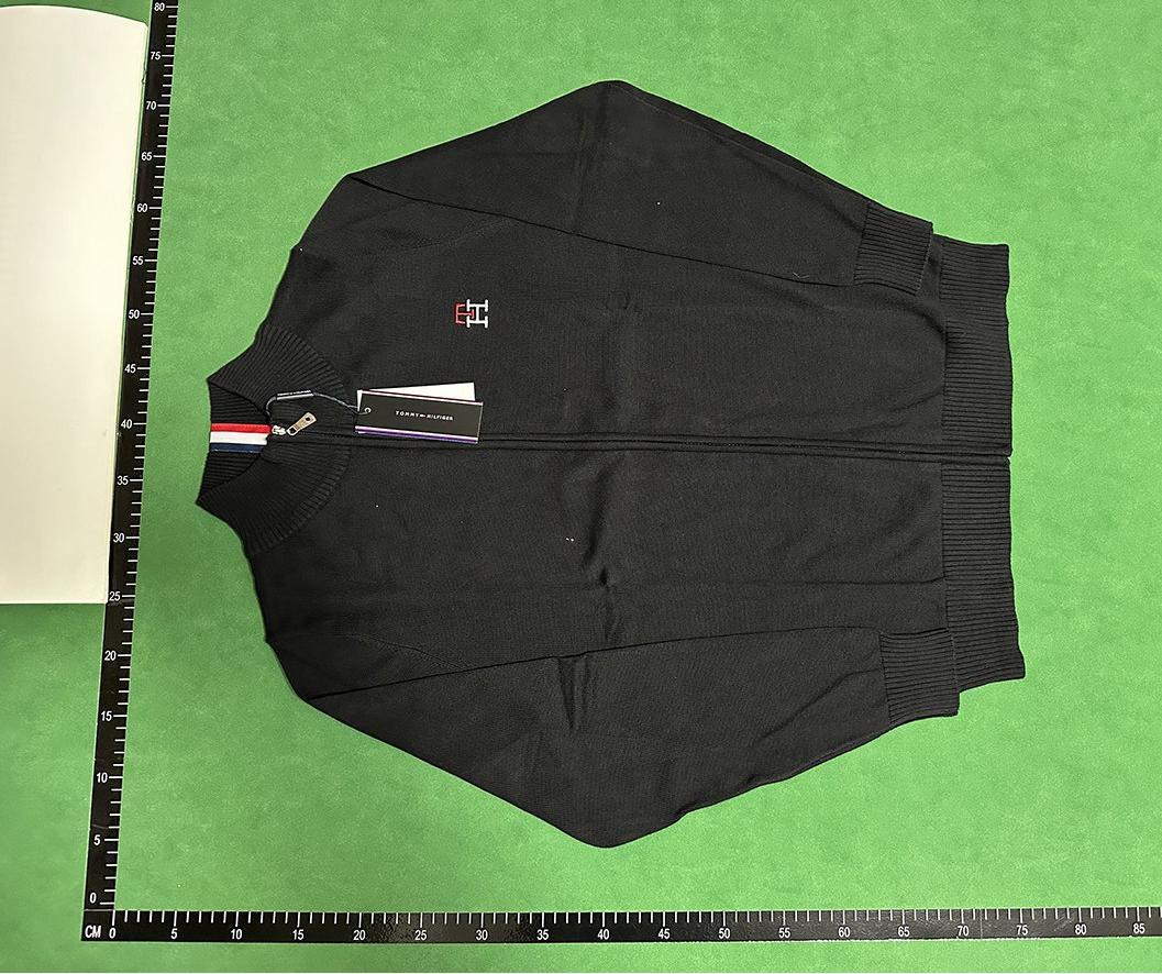 Tommy Hilfiger sweater
