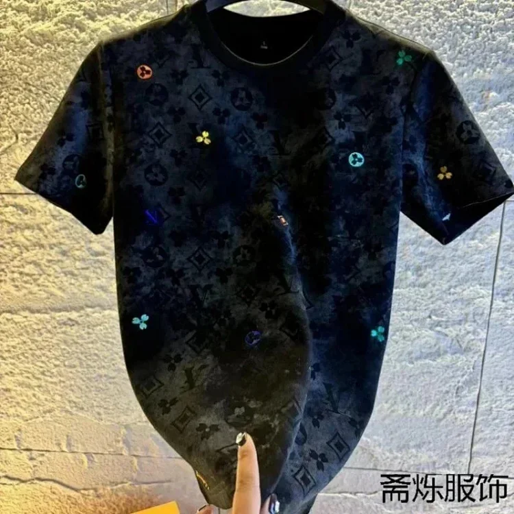 LOUIS VUITTON T-shirt