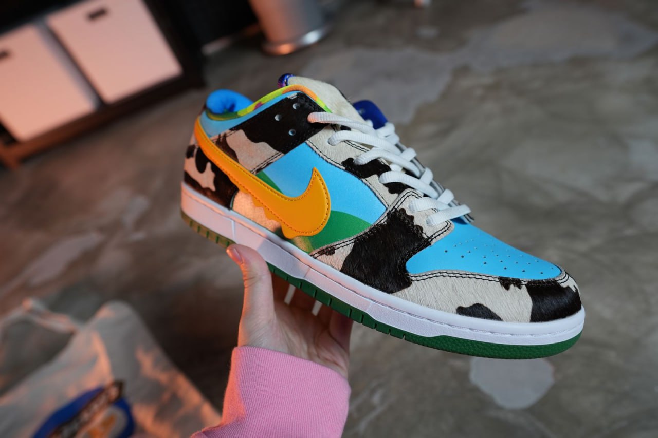 NIKE SB DUNK shoes