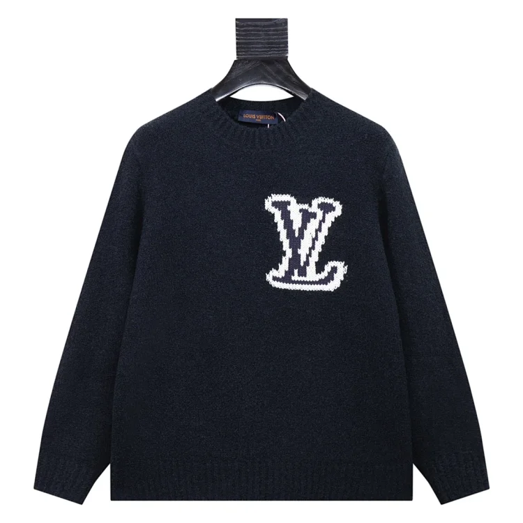 Lv sweater