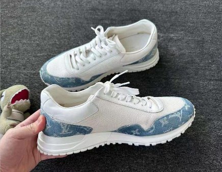Louis vuitton sneakers