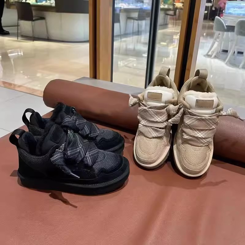 UGG Sneakersy