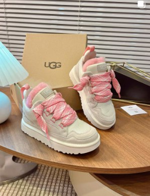 UGG Sneakersy