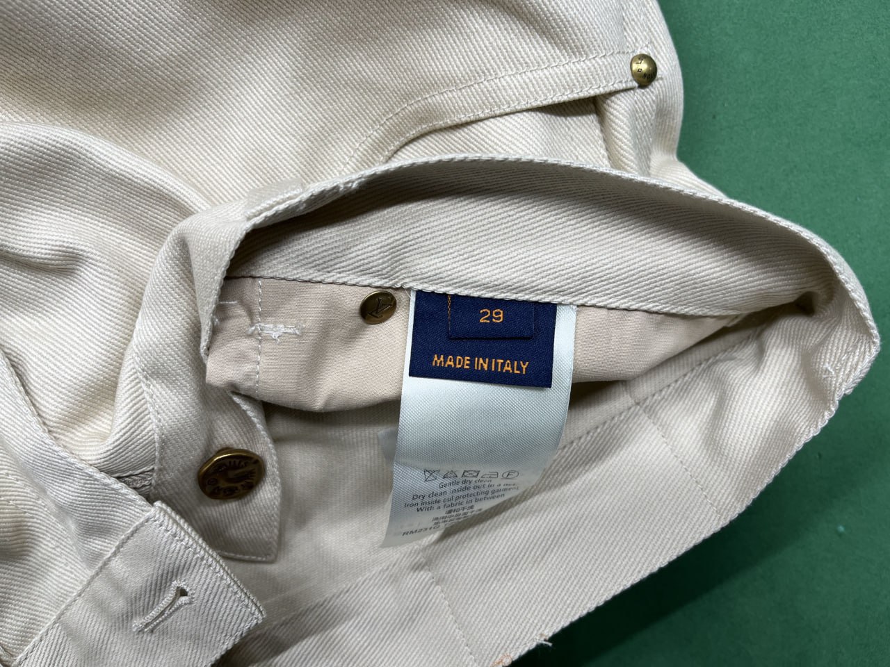 LV Louis Vuitton Jeans pants 20 + styles 