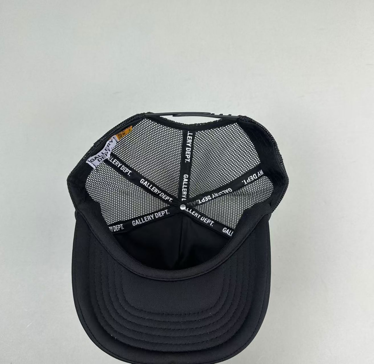 Gallery hat