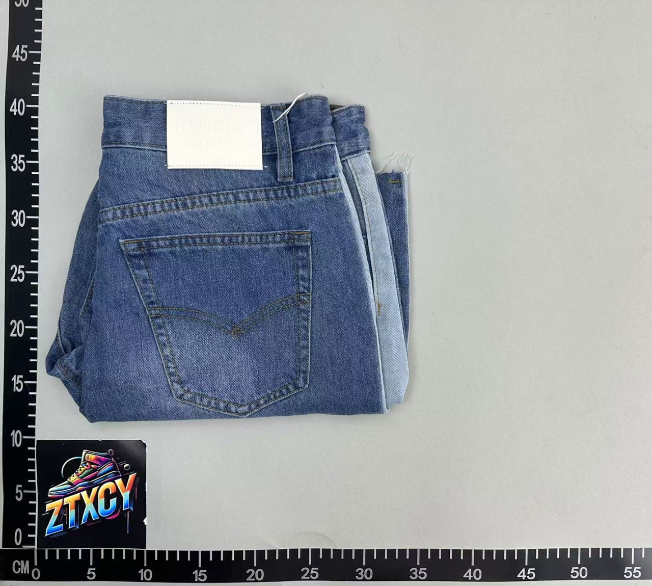 Gallery shorts