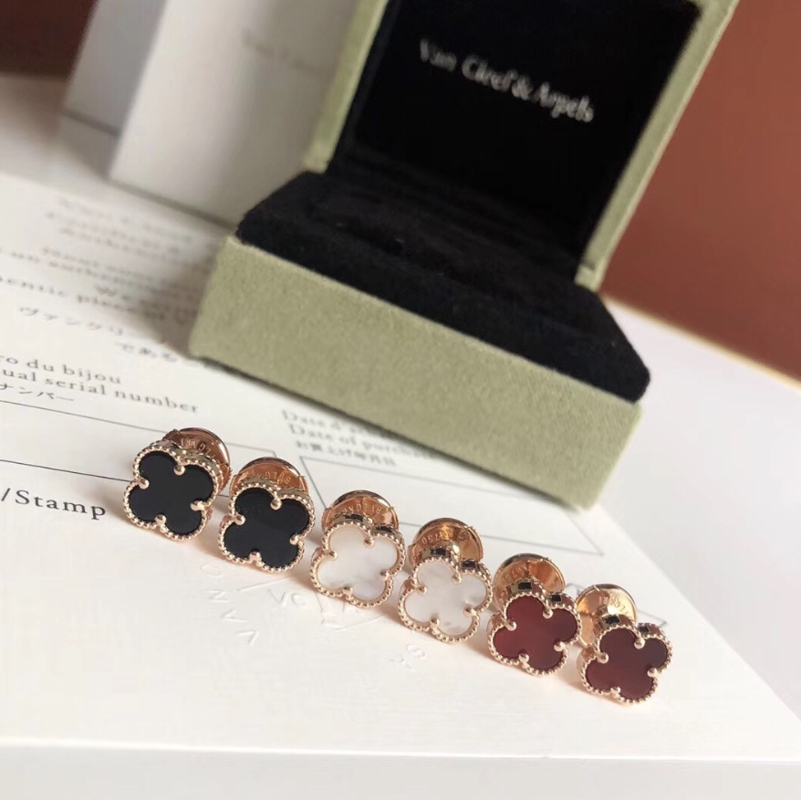 Van Cleef earring