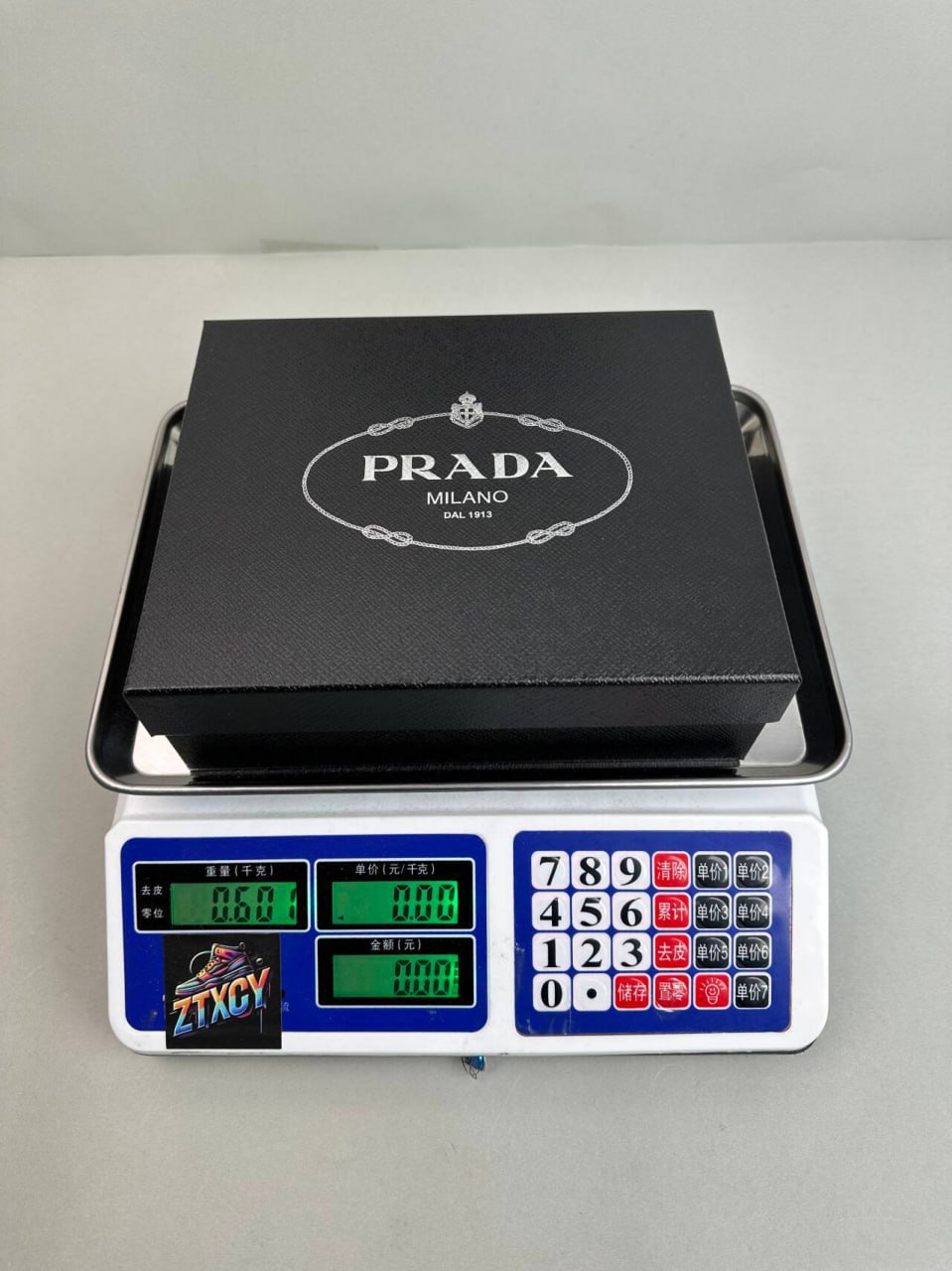  PRADA bag