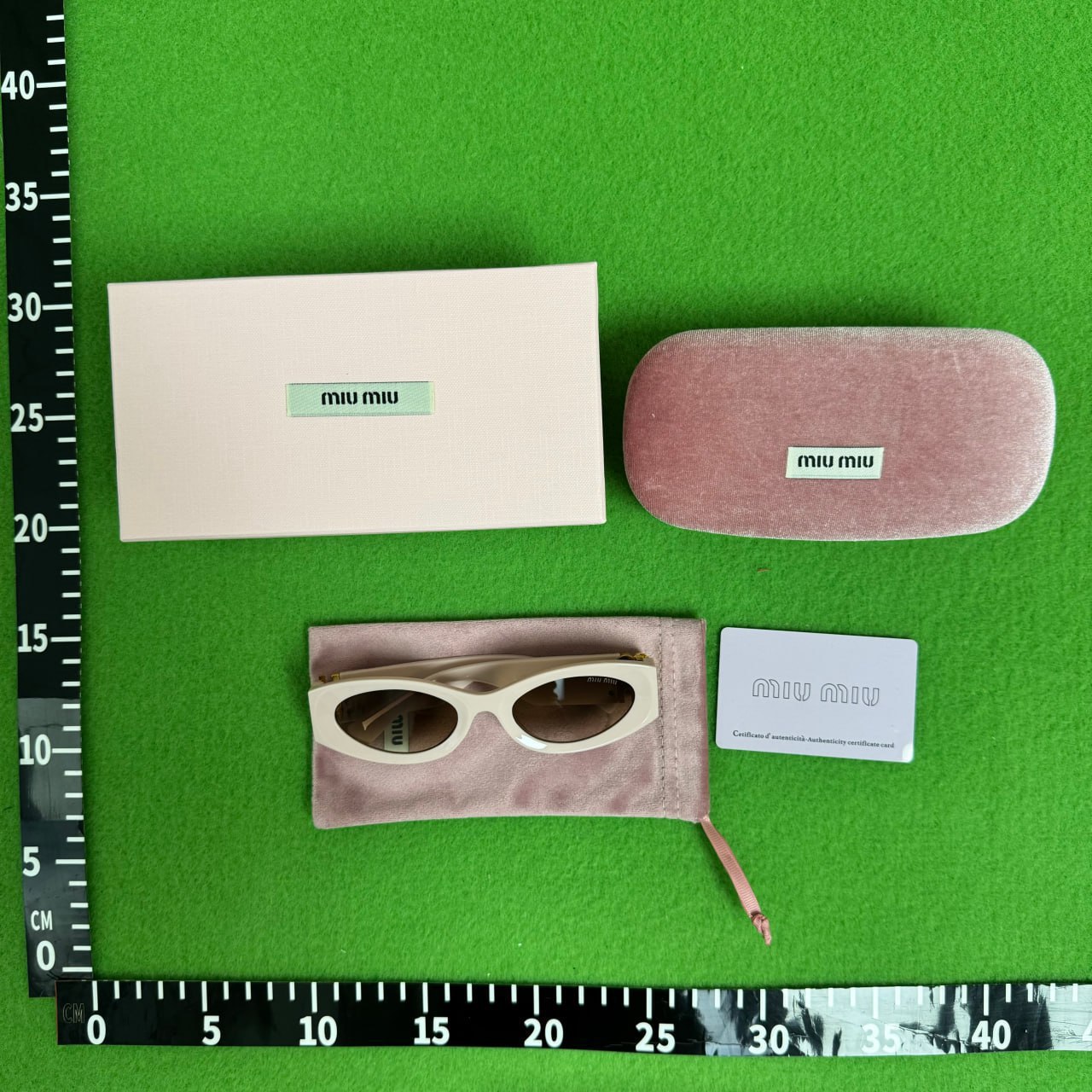 :Miu miu sunglasses
