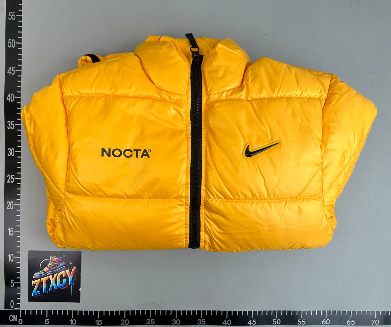 NIKE Down Jacket