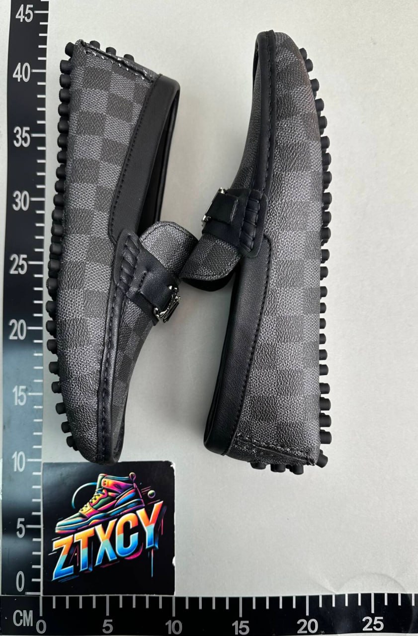 LV shoes