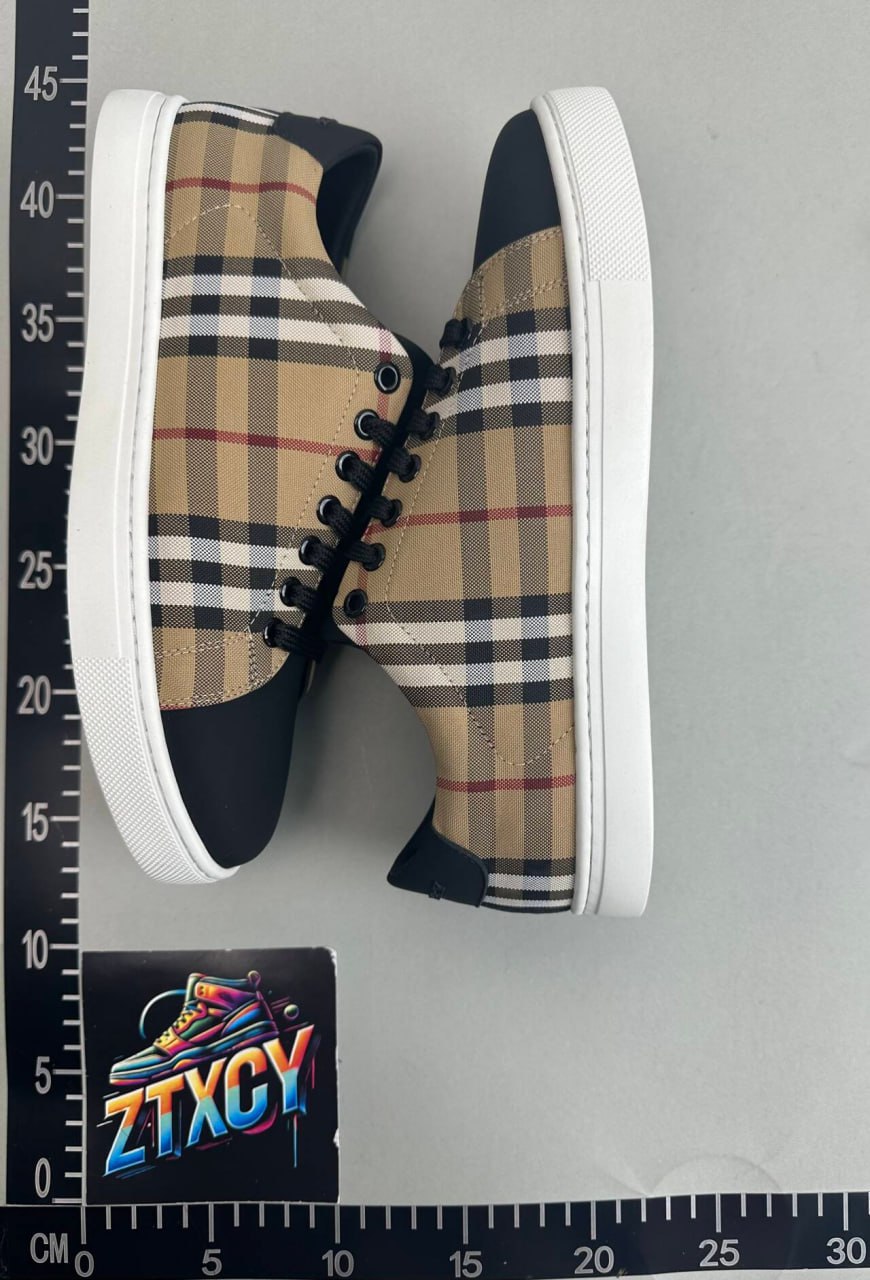 Burberry shoes