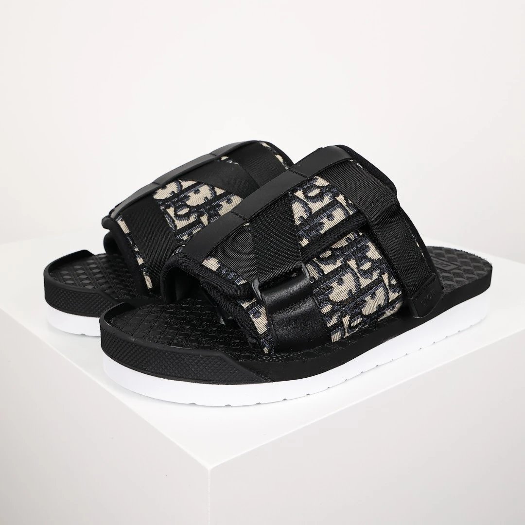  Dior shoes