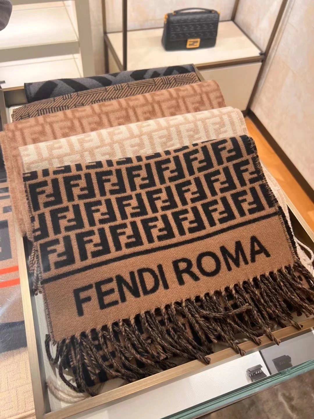 :Fendi scarf