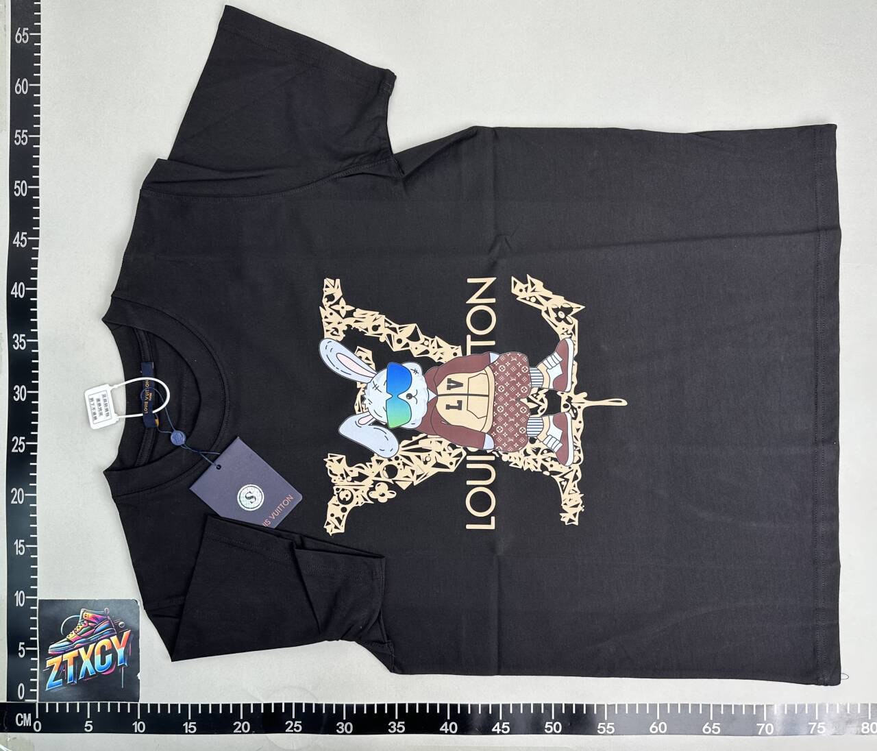 LV T-Shirt