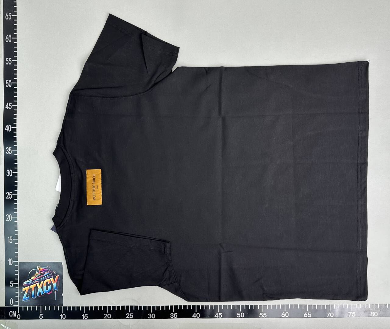 LV T-Shirt