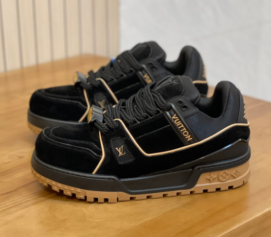 LV shoes
