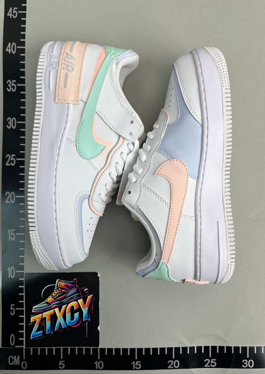 NIKE shoes